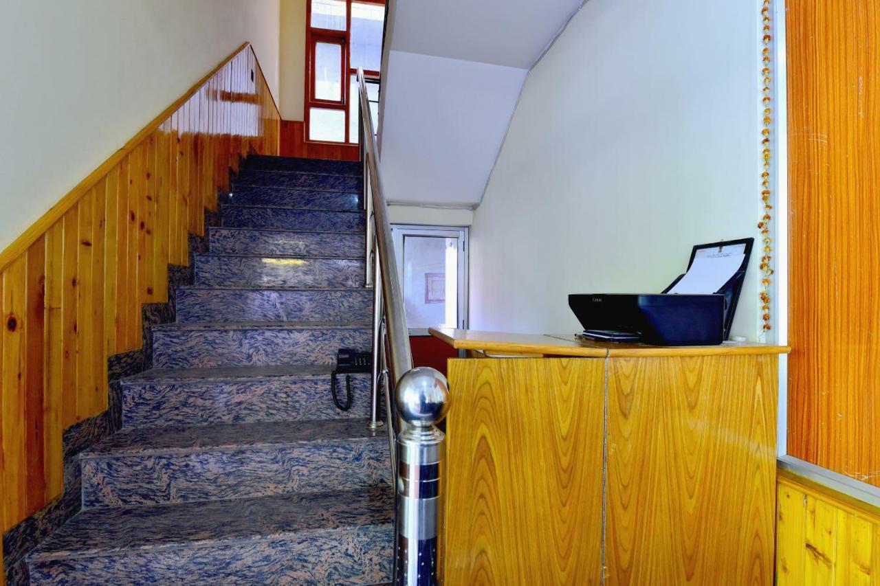 Oyo 38661 Hotel Apna Ghar Manāli Eksteriør bilde